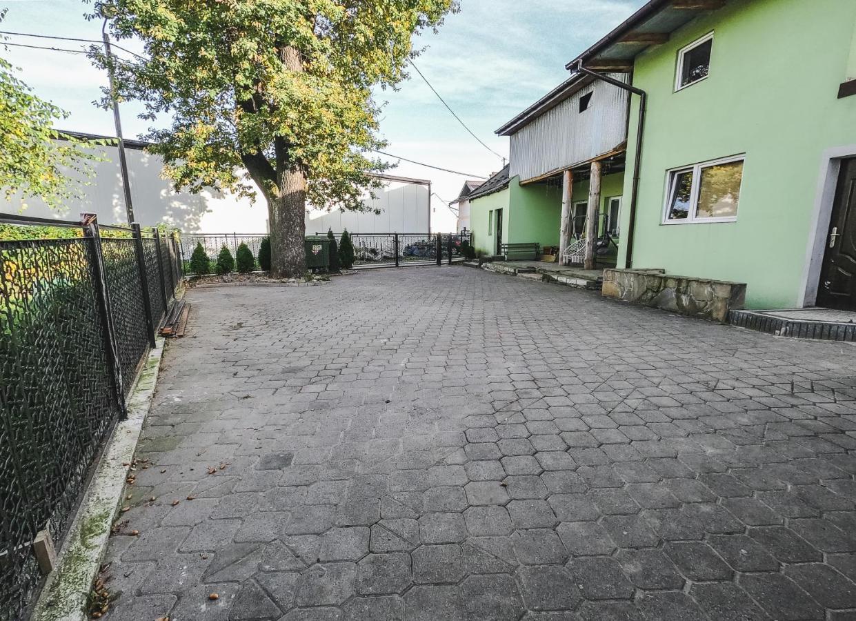 Twoja Przestrzen Noclegi Pokoje Mieszkanie Do Wynajecia Nowy Sącz Buitenkant foto